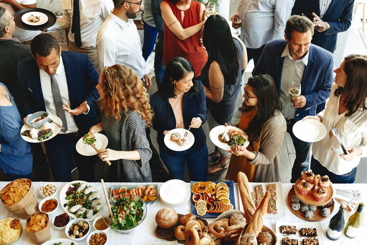 Make your work lunch meetings easy with corporate catering