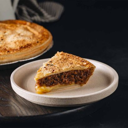 Pinjarra Bakery Family smoked bbq beef cheddar jalapeno pie